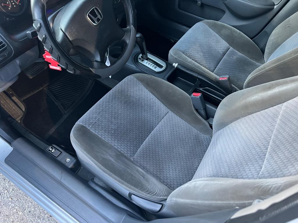 2003 Honda Civic DX photo