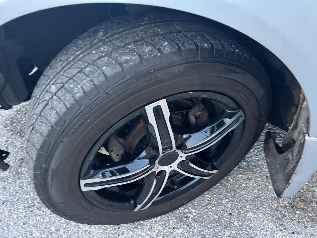 2003 Honda Civic DX photo