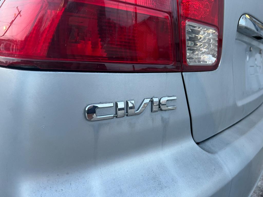 2003 Honda Civic DX photo
