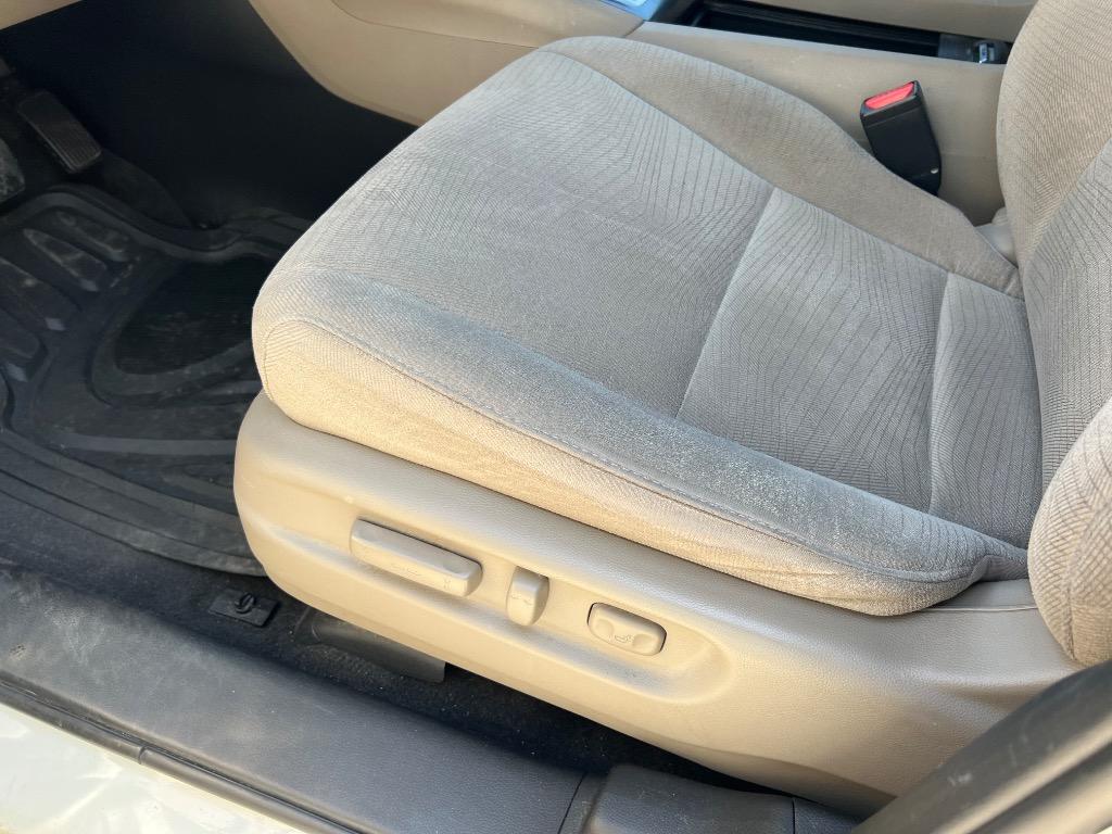 2016 Honda Pilot - $13,990