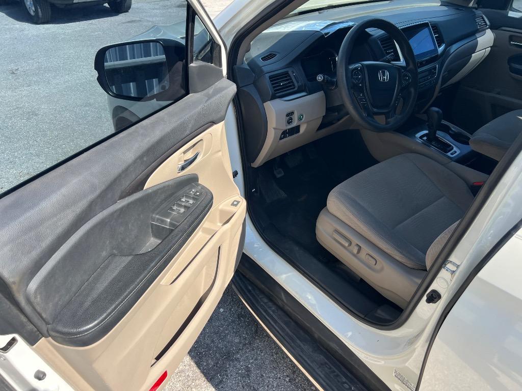 2016 Honda Pilot - $13,990