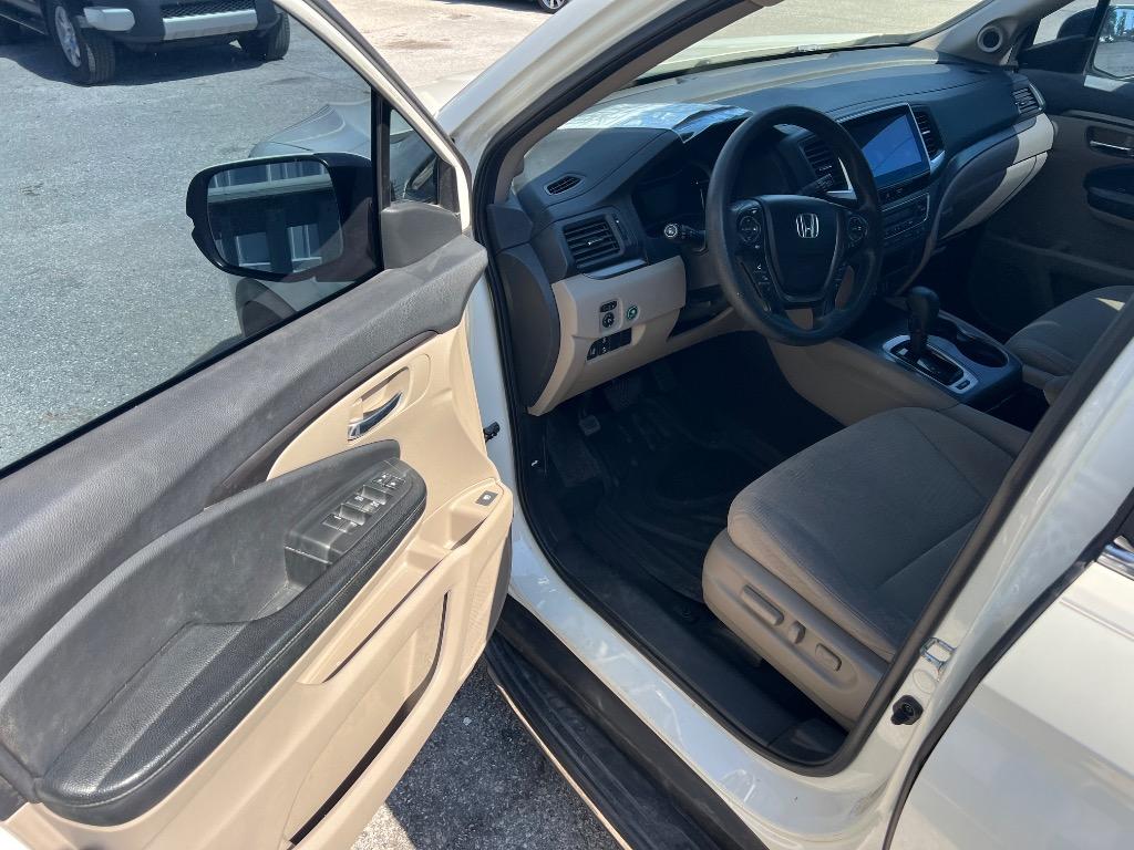 2016 Honda Pilot - $13,990