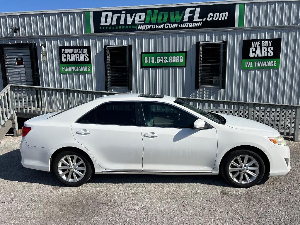 2012 Toyota Camry Hybrid LE photo