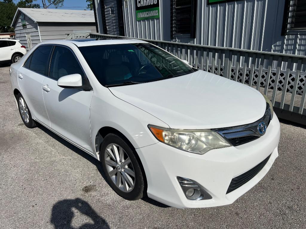 2012 Toyota Camry Hybrid LE photo