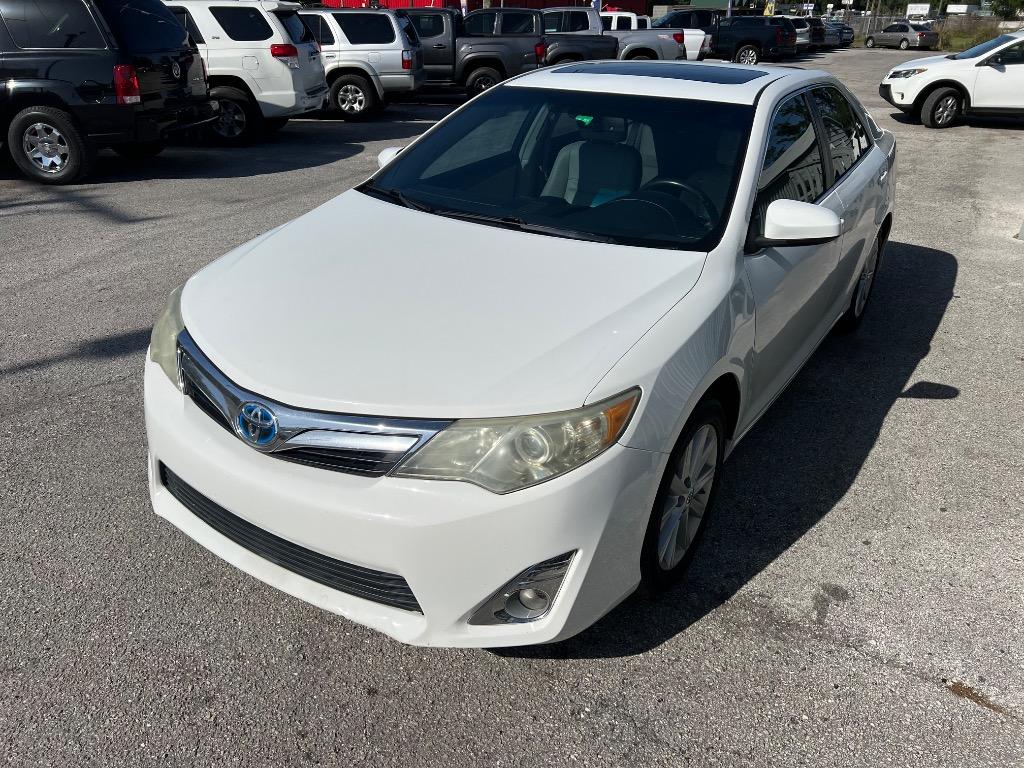 2012 Toyota Camry Hybrid LE photo
