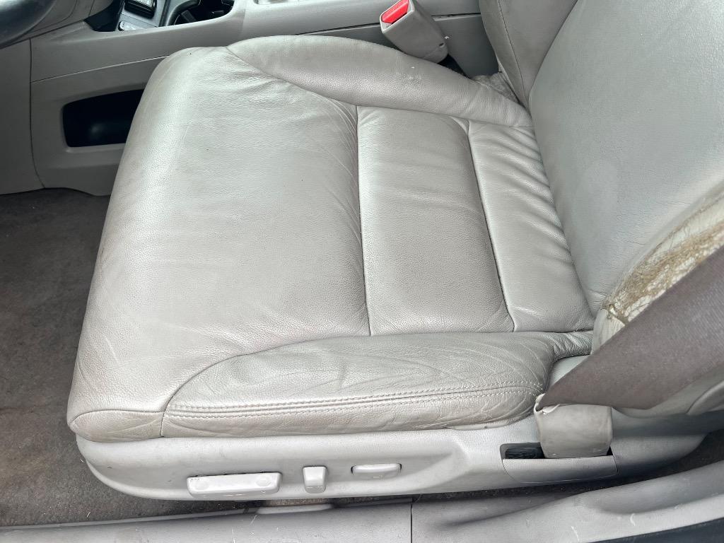 2013 Honda CR-V - $8,990