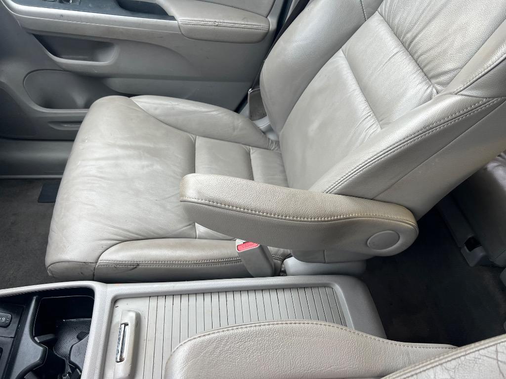 2013 Honda CR-V - $8,990