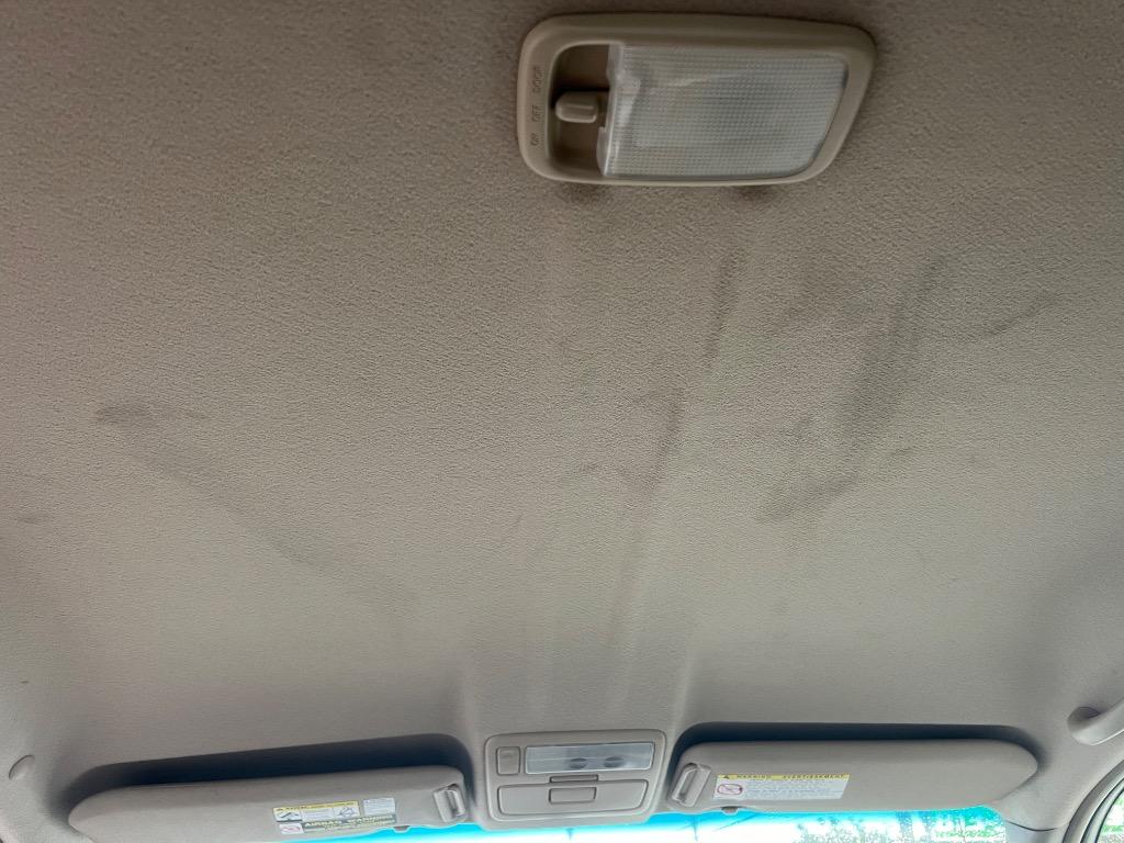 2002 Toyota RAV4 photo