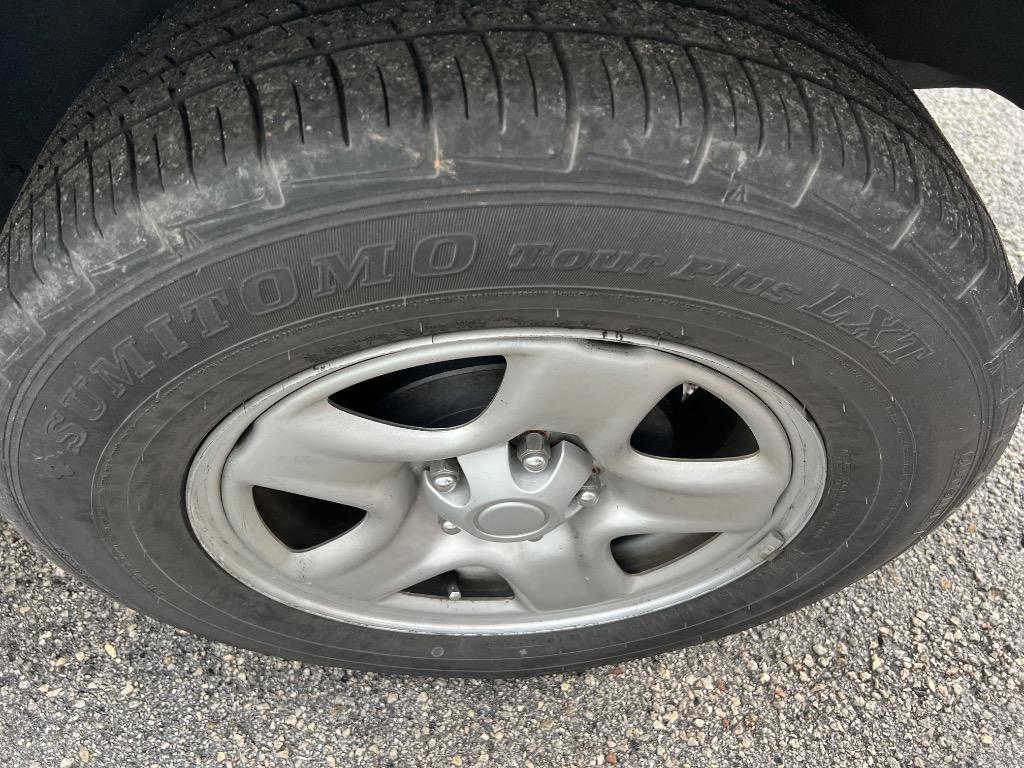 2002 Toyota RAV4 photo