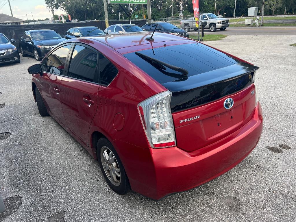 2010 Toyota Prius - $7,900