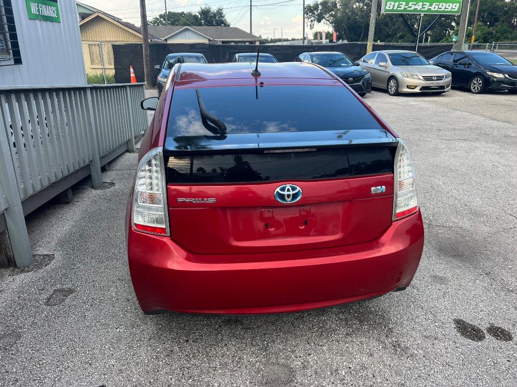2010 Toyota Prius - $7,900