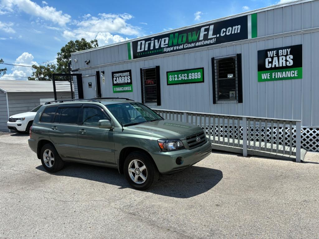 2006 Toyota Highlander - $9,990