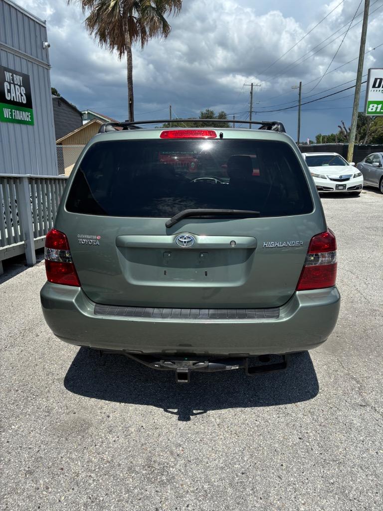 2006 Toyota Highlander - $9,990