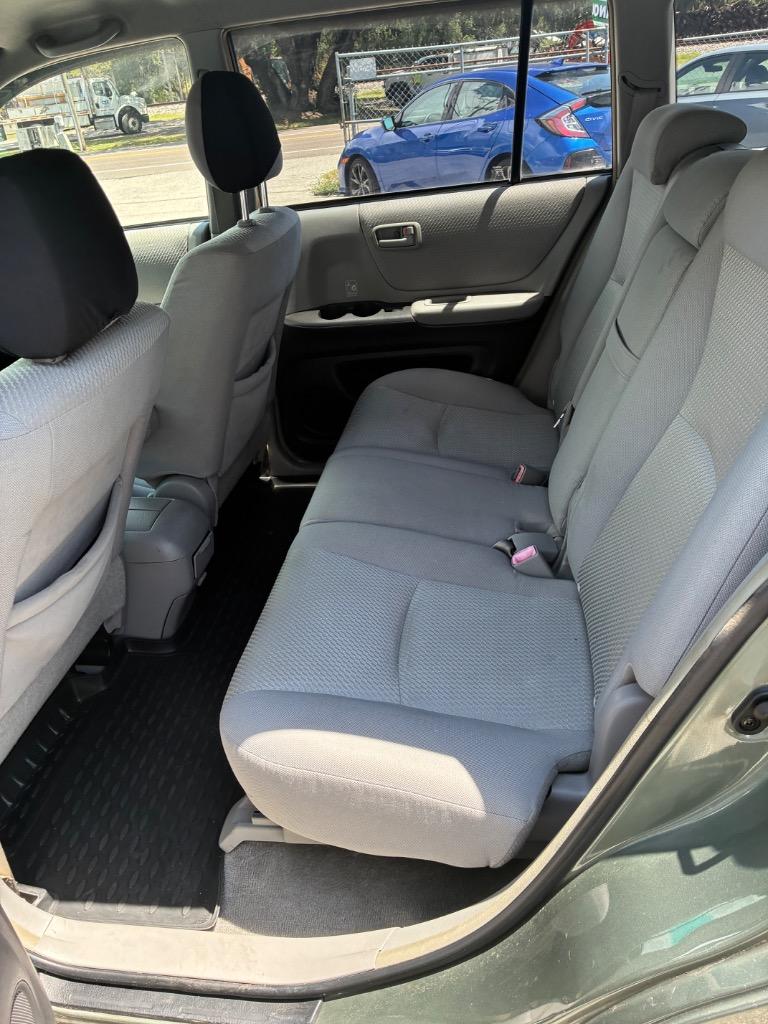 2006 Toyota Highlander - $9,990