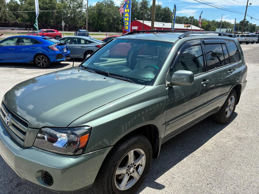 2006 Toyota Highlander - $9,990