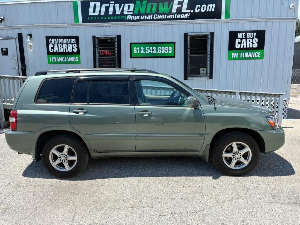 2006 Toyota Highlander - $9,990