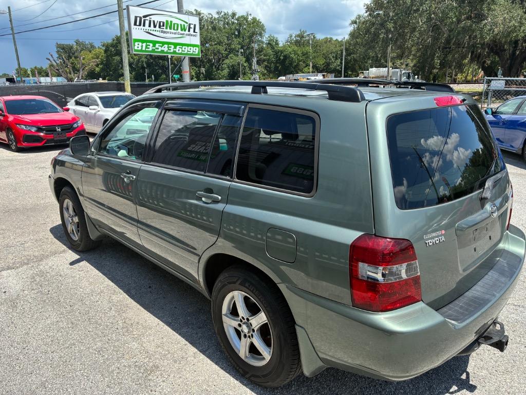 2006 Toyota Highlander - $9,990