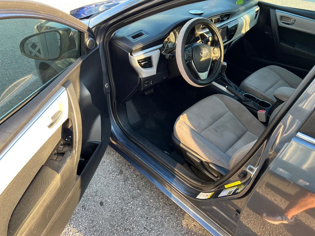 2014 Toyota Corolla - $7,990