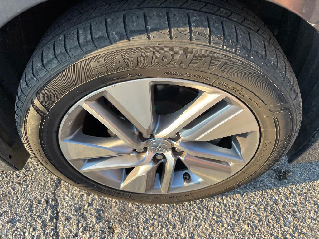 2014 Toyota Corolla - $7,990