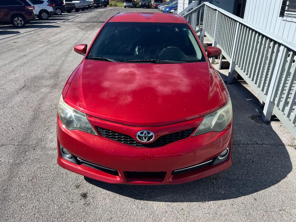 2013 Toyota Camry - $9,900