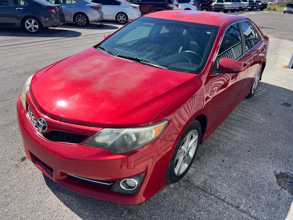 2013 Toyota Camry - $9,900