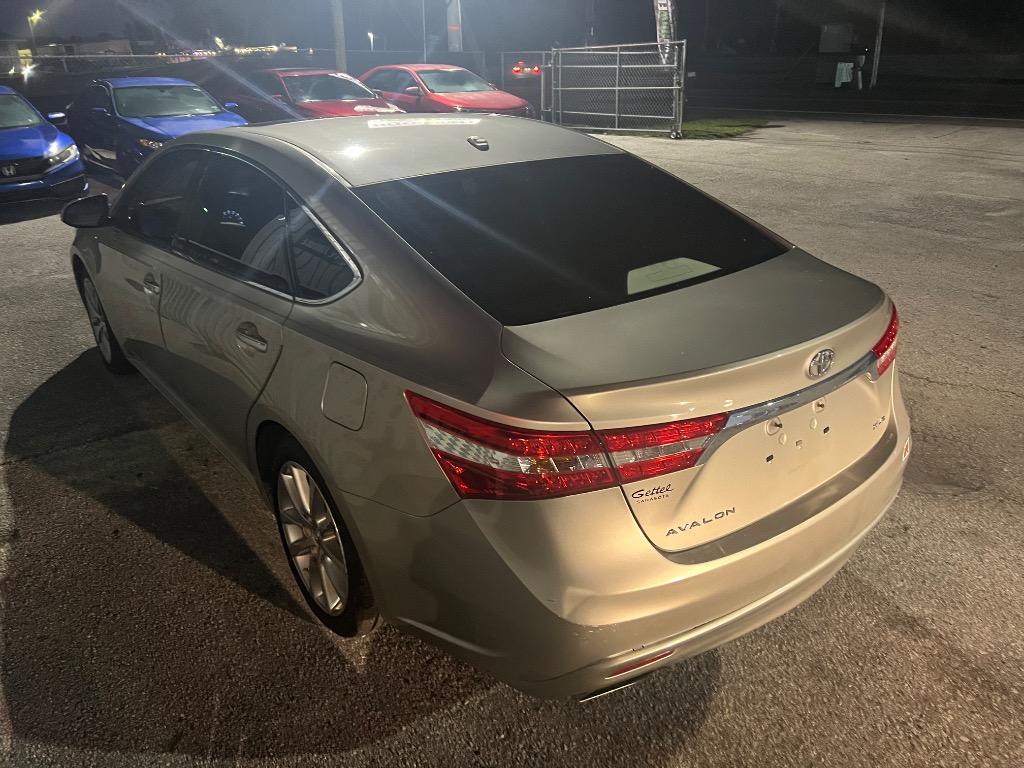 2014 Toyota Avalon - $12,900