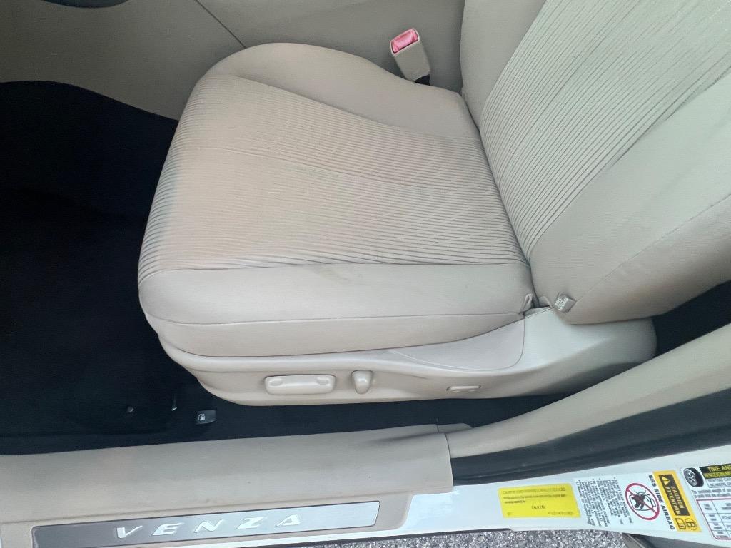2009 Toyota Venza - $10,990