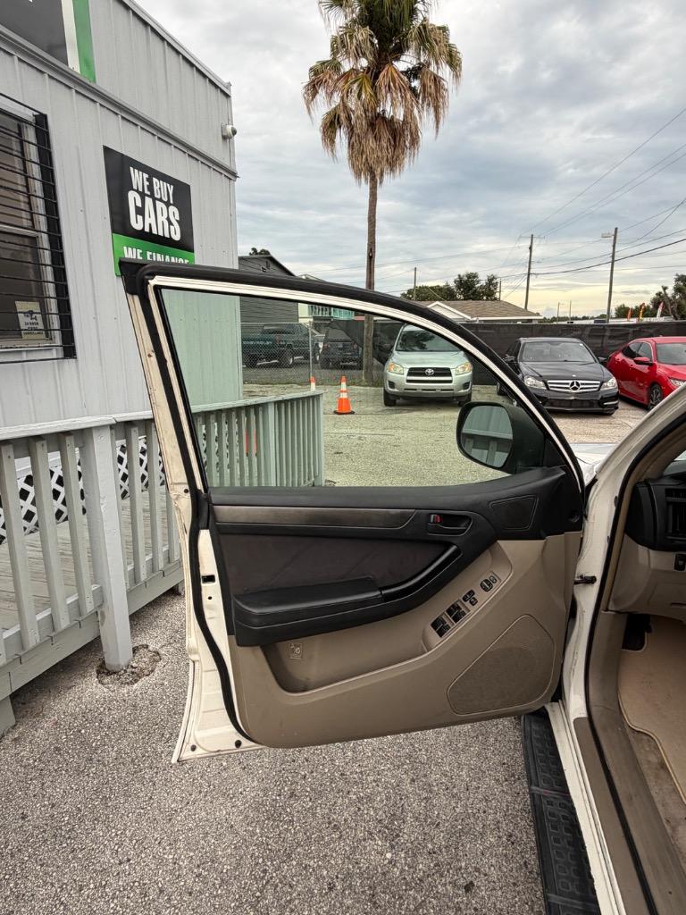 2004 Toyota 4Runner - $6,900