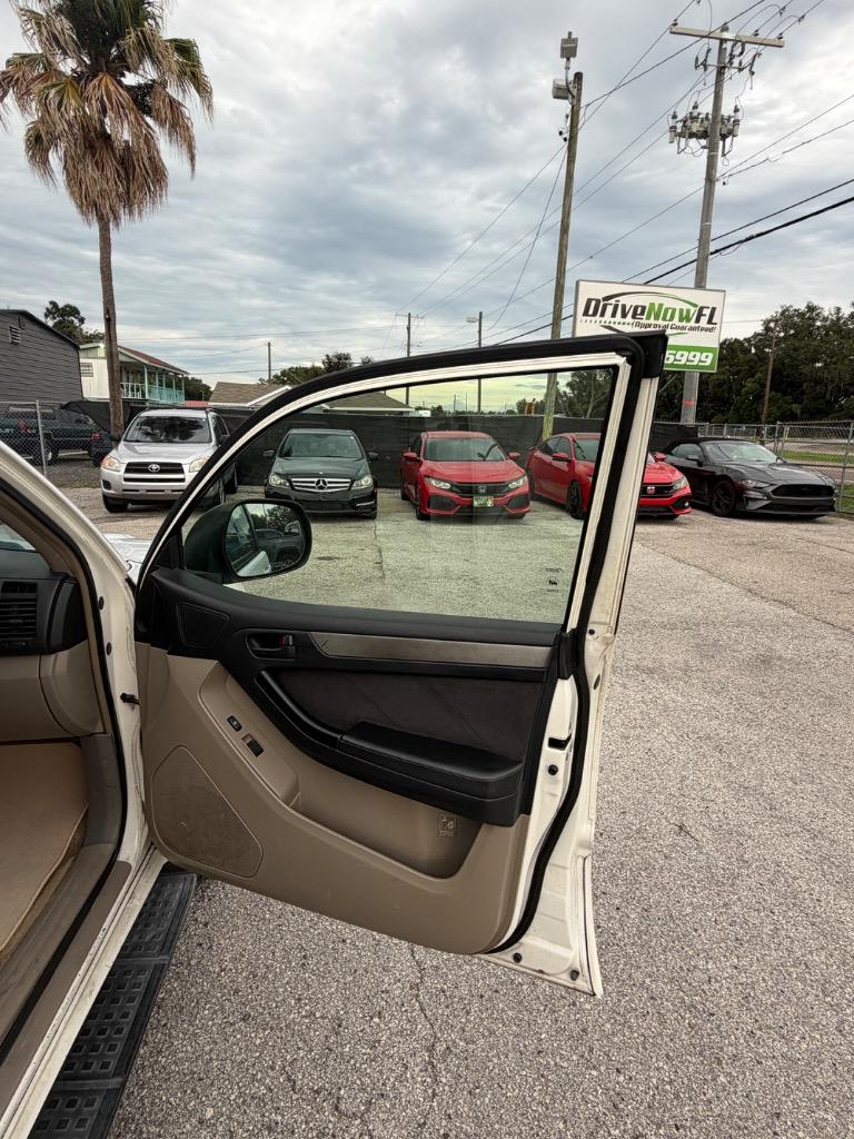 2004 Toyota 4Runner - $6,900
