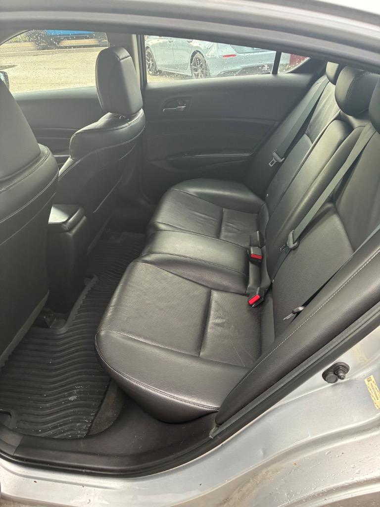 2013 Acura ILX - $9,900