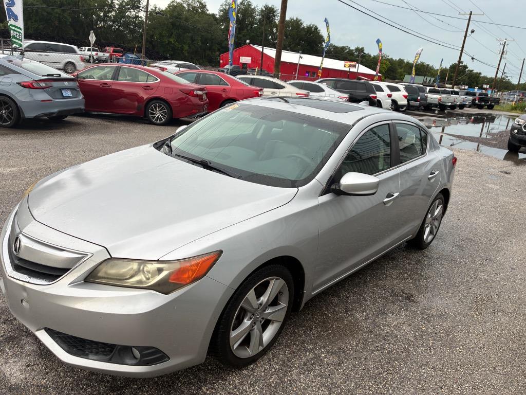 2013 Acura ILX - $9,900