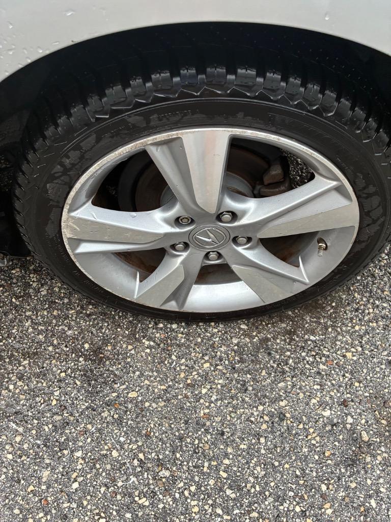 2013 Acura ILX - $9,900