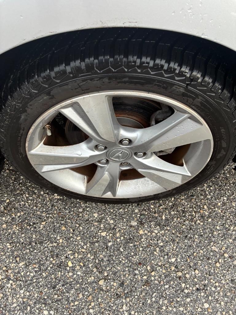 2013 Acura ILX - $9,900