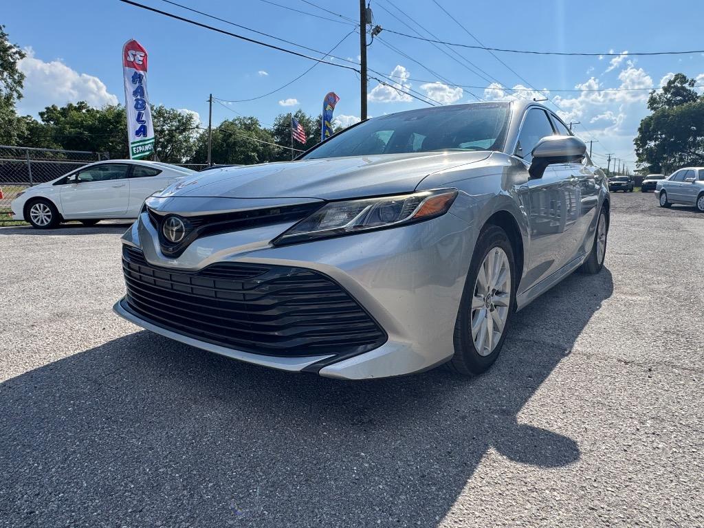 2019 Toyota Camry - $10,900