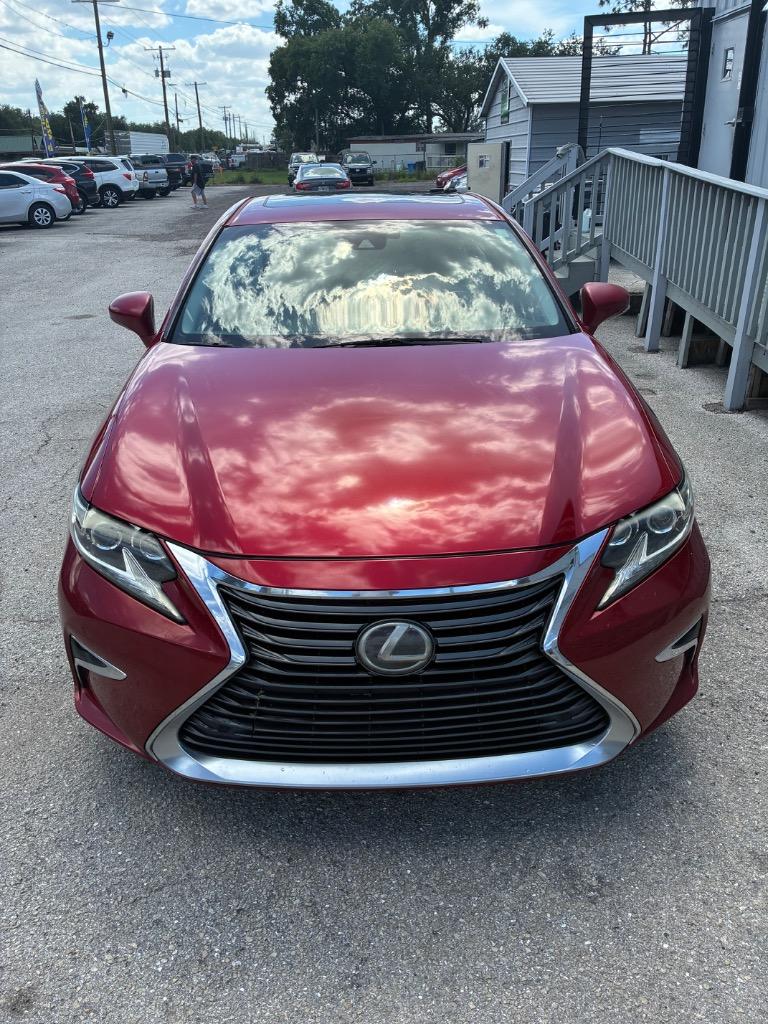 2016 Lexus ES - $11,990
