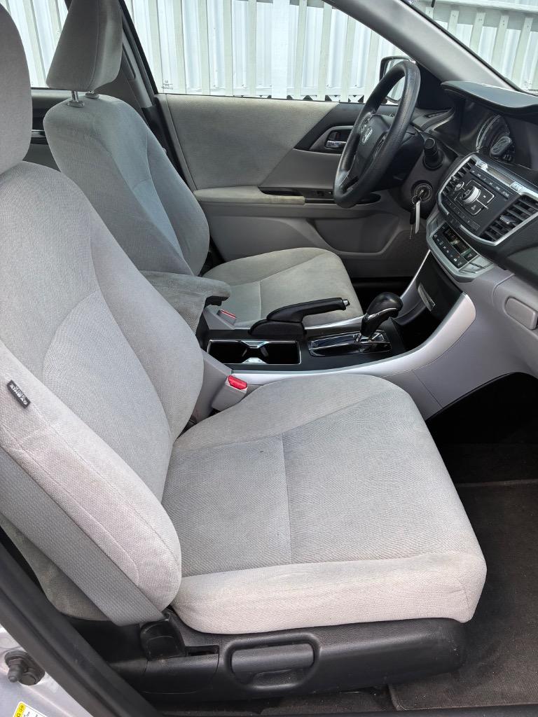 2013 Honda Accord - $7,990