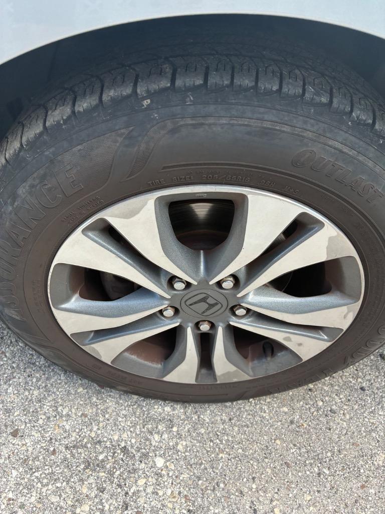 2013 Honda Accord - $7,990
