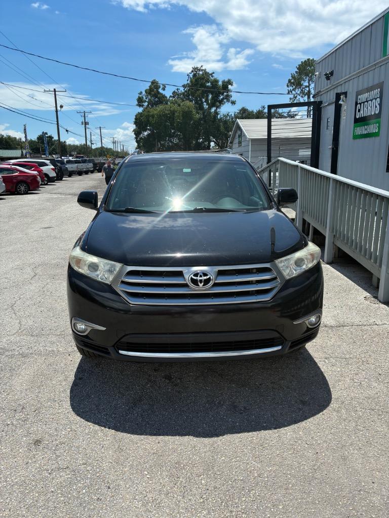 2013 Toyota Highlander - $11,990