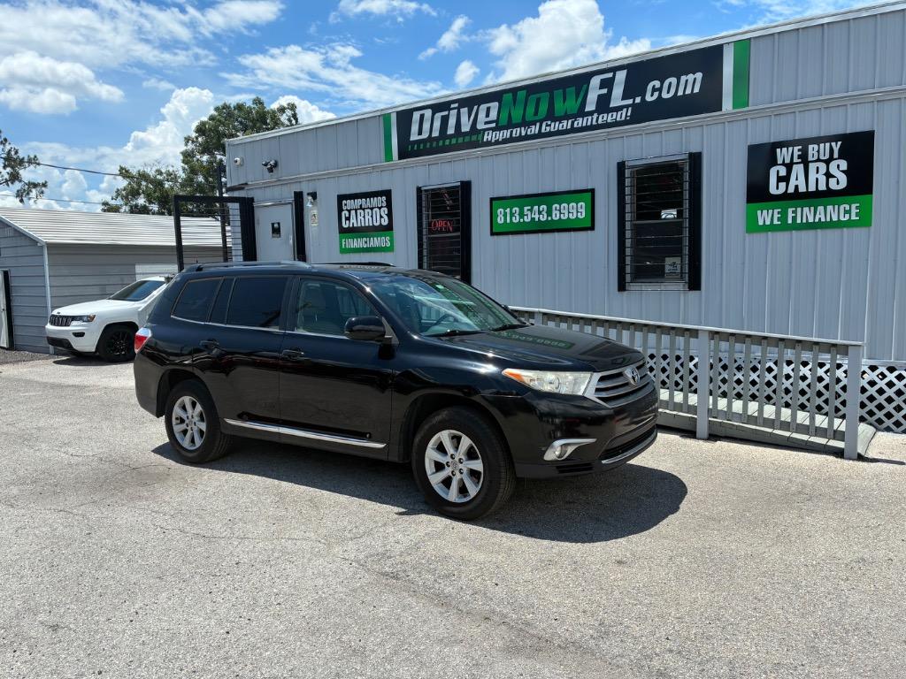 2013 Toyota Highlander - $11,990