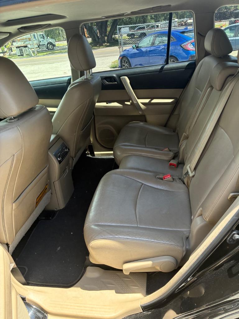 2013 Toyota Highlander - $11,990