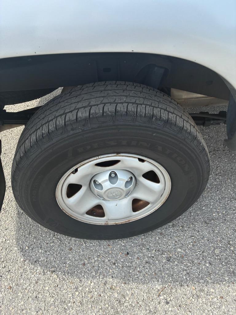 2006 Toyota Tacoma - $14,900