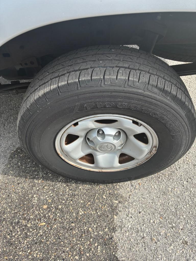 2006 Toyota Tacoma - $14,900