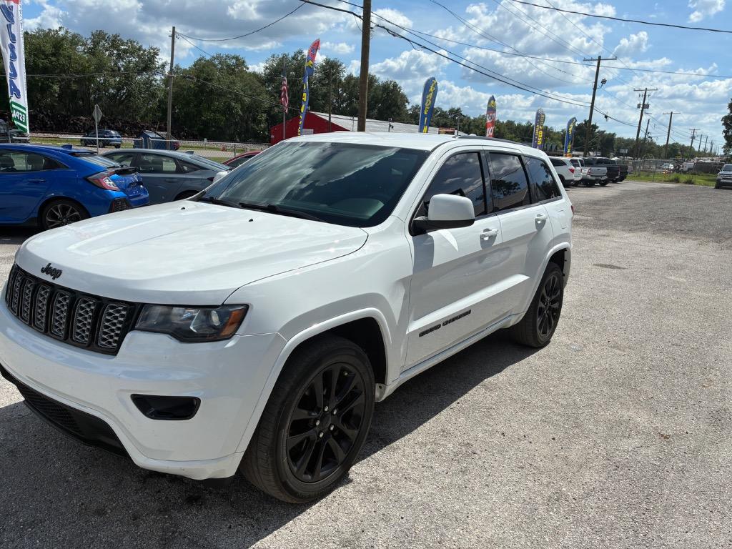 2018 Jeep Cherokee - $14,900