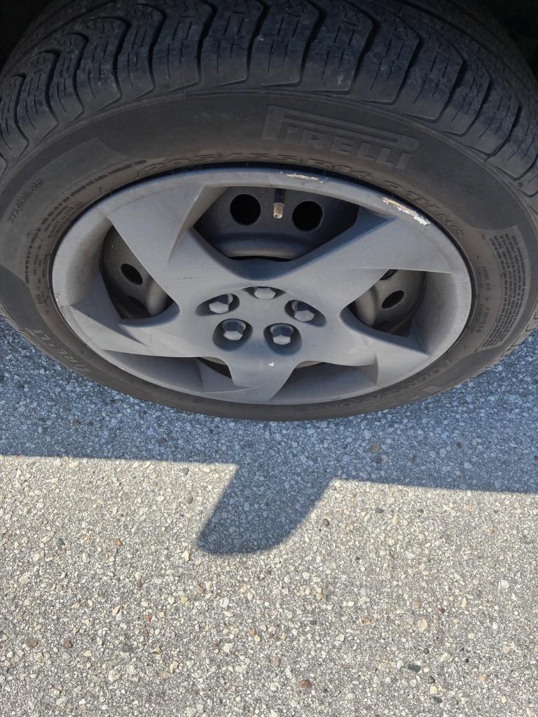 2007 Pontiac Vibe - $8,900