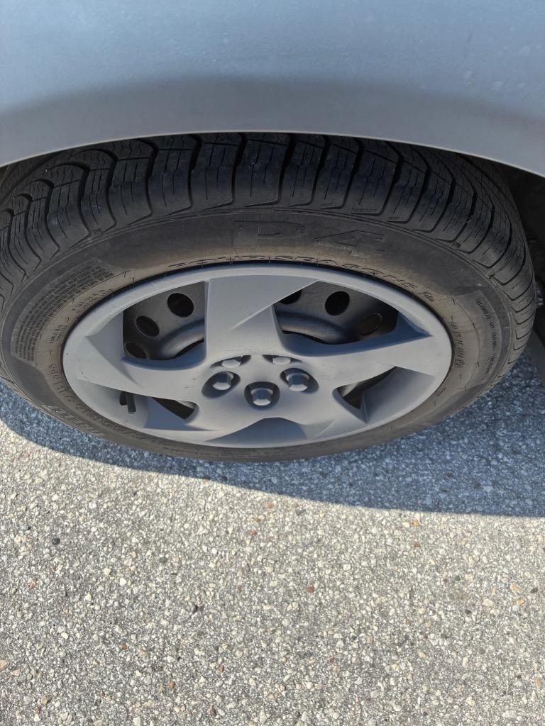 2007 Pontiac Vibe - $8,900