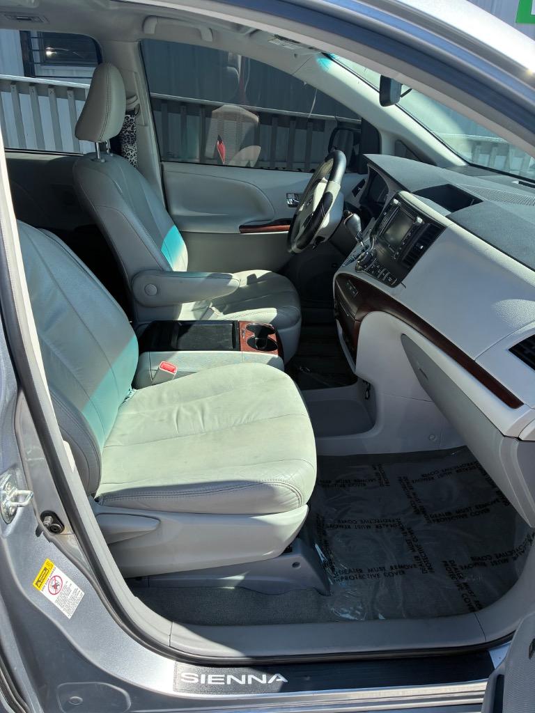 2011 Toyota Sienna - $11,990