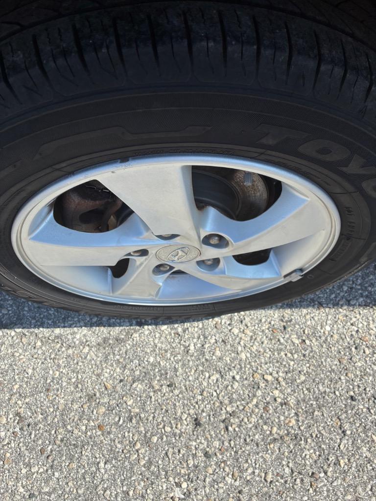 2015 Hyundai Elantra - $6,900