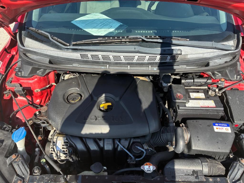 2015 Hyundai Elantra - $6,900