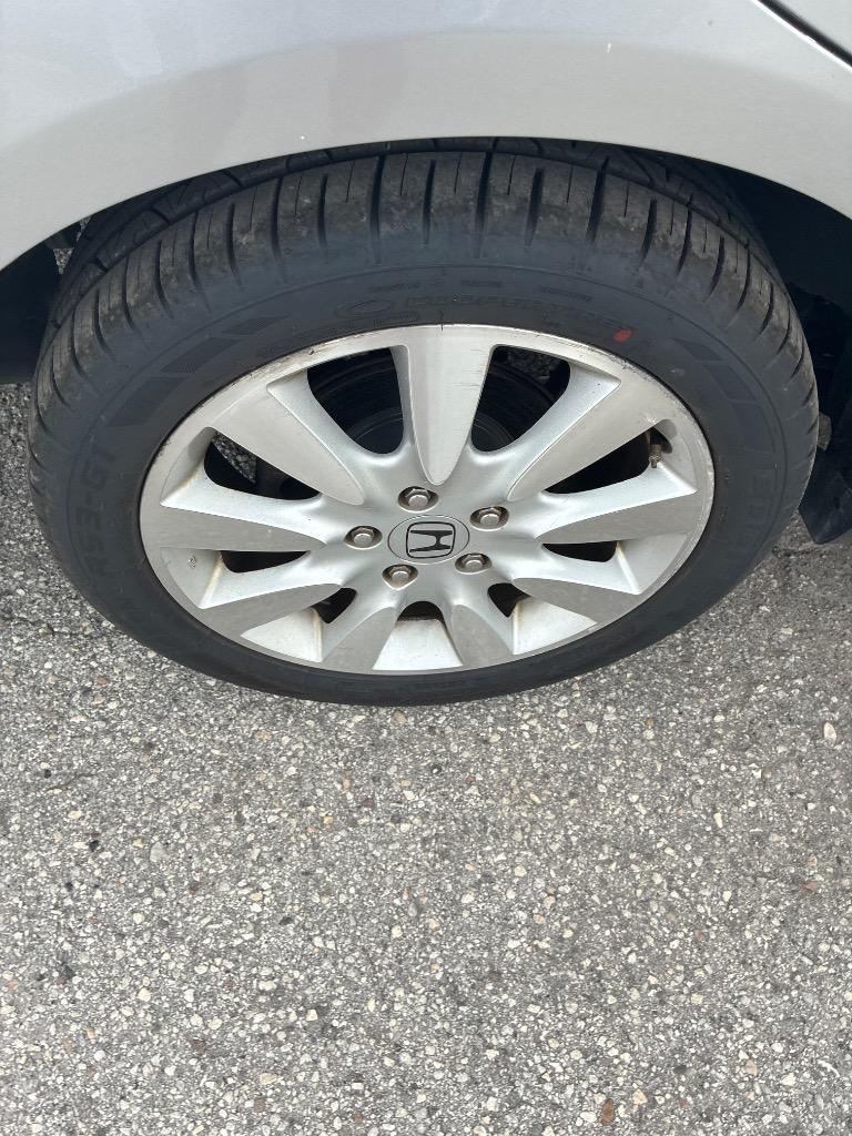 2007 Honda Accord - $8,900