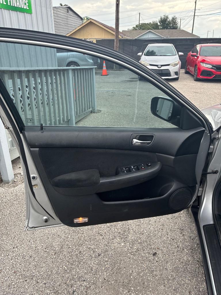 2007 Honda Accord - $8,900